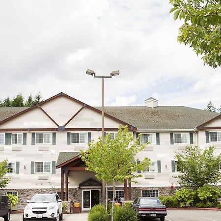 Fairbridge Inn & Suites Dupont Exterior foto